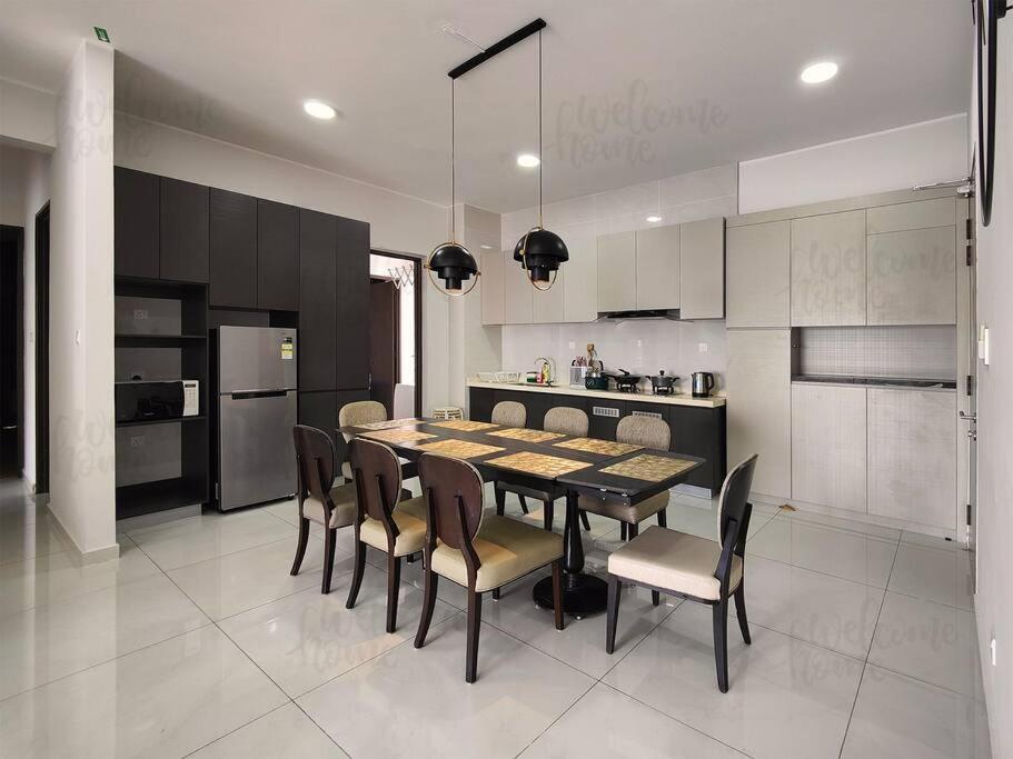 Bay Laurel, Country Garden Danga Bay Homestay By Welcome Home Johor Bahru Luaran gambar