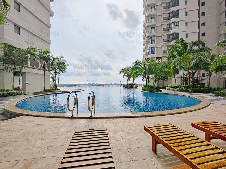 Bay Laurel, Country Garden Danga Bay Homestay By Welcome Home Johor Bahru Luaran gambar